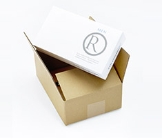 箱パッケージと段ボール